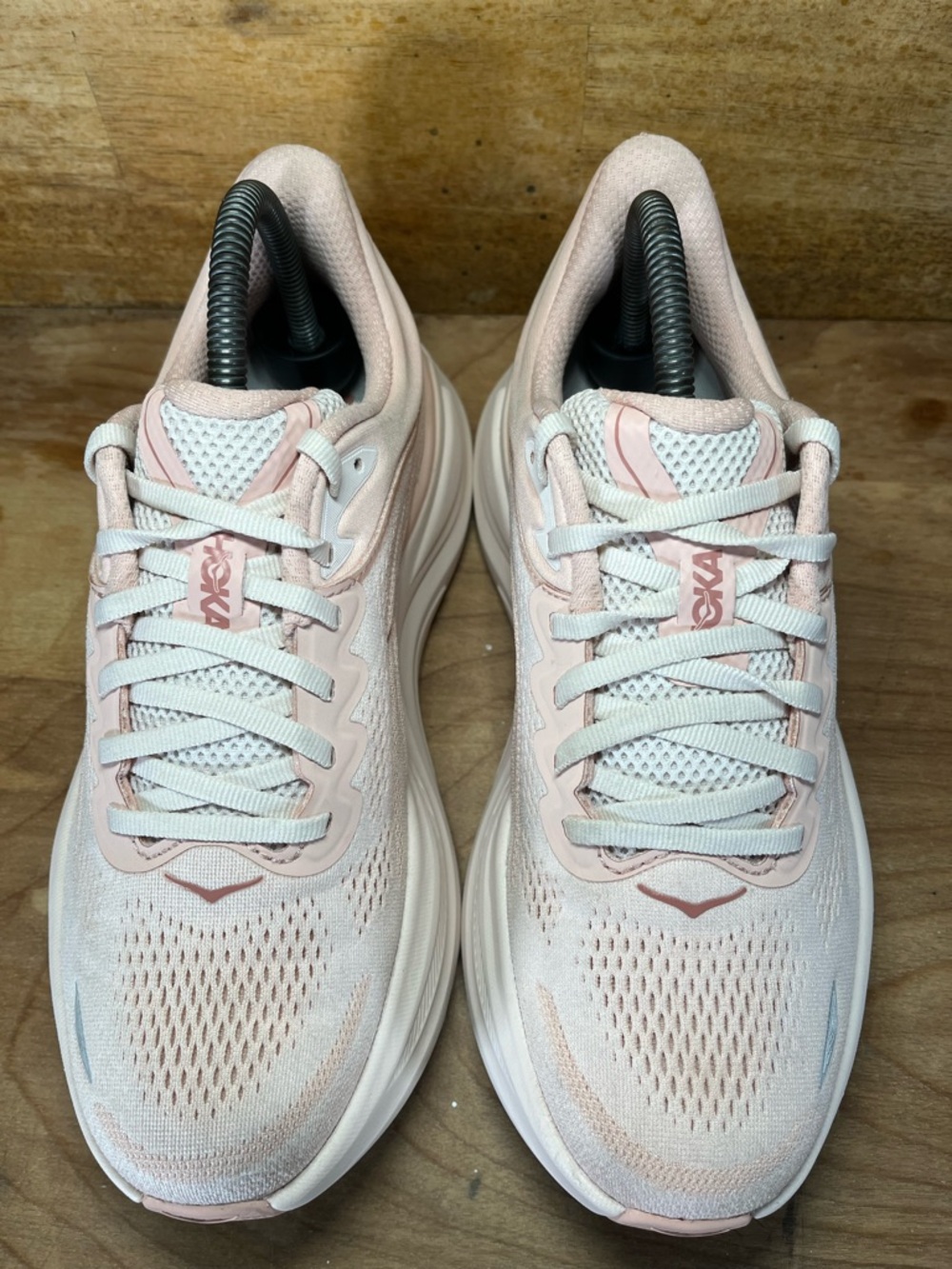 Hoka One One Bondi 9 Womens Size 8 Running Shoes Sneakers Light Pink Rose Latte - Picture 3 of 12